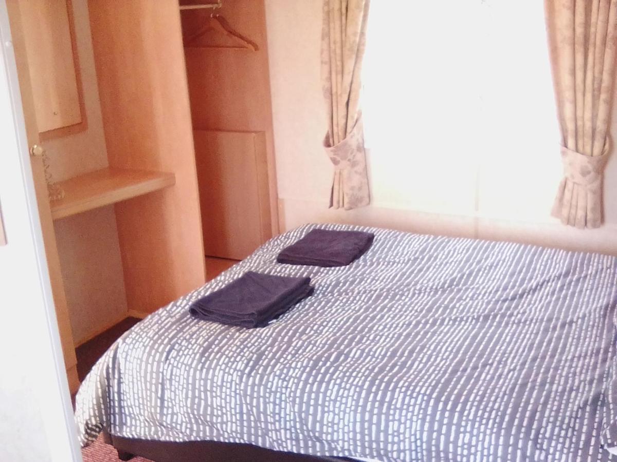 Cosy Chalet Mobile Home , Peace & Quiet Dingle Exterior photo